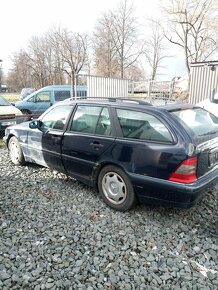 MERCEDES W202 COMBI 2.2CDI R.V.2000,1.MAJITEL V ČR - 2