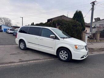 Chrysler Town Country 3,6 2x DVD RT Kůže 2011 - 2