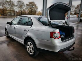 VW Jetta 5 1.4TSI 90KW CAXA LKM LA7W  r.v. 2010 - 2