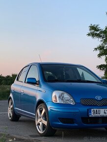 Toyota Yaris/2003/facelift - 2