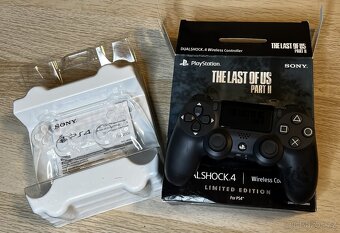 DualShock 4 ovladač - The Last of Us Part II Limited Edition - 2