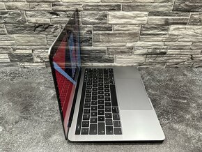 MacBook Pro 13 2017 i5 / 8GB / 256GB - 2