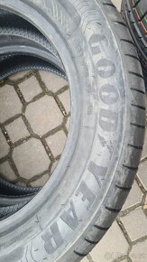 letní Goodyear 205/60/16 (319) - 2