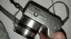 Digitální fotoaparát , foťák kodak easy share z710 - 2