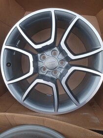 5x112 r19 Original Audi Q3,SQ3-krasny stav - 2