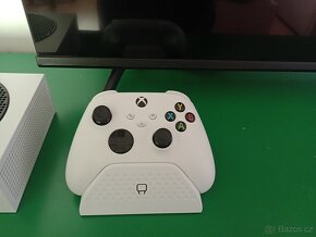 Xbox seris S 3500kč - 2