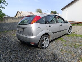 Ford Focus mk1 1.8 16v - 2