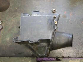 Cagiva N90 125 ccm airbox - 2