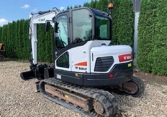 minibagr•Bobcat•E80•(42 kW),8397 kg,3x lžíce• - 2