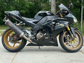 Kawasaki Zx10R Ninja 2005 - 2