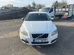 Volvo V70 2.4 D5 - náhradní díly - 2