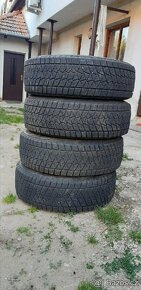 Sada pneu Bridgestone Blizzak 215/70 R16 100 S - 2