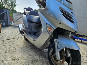 Kymco Grand Dink 250 - 2