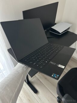 Lenovo Yoga Slim 9 14ITL5 - 2