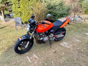 Honda hornet 600 - 2