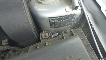 Wv Bora 1.9 TDI 85 kv - 2