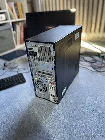 Počítač HP Elite 7300 MT / NVIDIA GTS 250 - 2