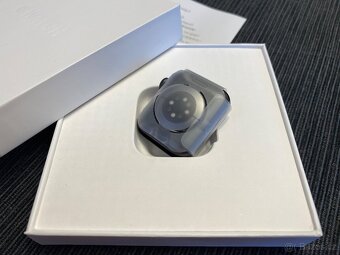 NOVÉ Apple Watch Series 6 Space Gray GPS 40mm - 2