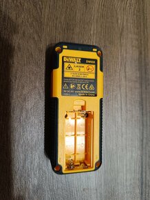 Laseový merač vzdialenosti Dewalt dw033 (nemá zadnú krytku) - 2