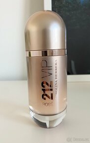 Carolina Herrera 212 VIP Rosé parfémovaná voda pro ženy - 2