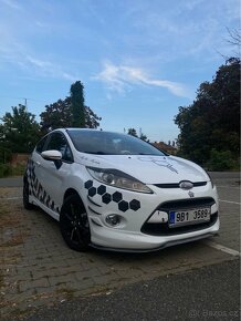 Ford fiesta MK 7 na výměnu - 2