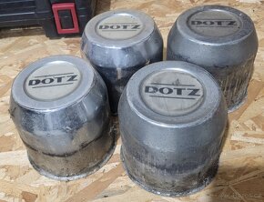 Stredové kryty kolies DOTZ 4x4 - 2