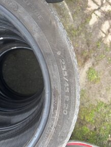 Michelin 255/45/20 - 2