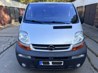 Opel Vivaro 1.9DTI 9míst - 2