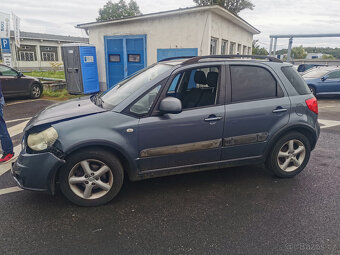 Suzuki sx 4 náhradní díly z tohoto vozu - 2