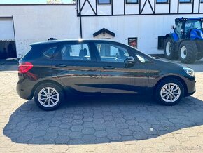 BMW 218i - 2