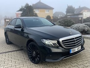 Mercedes Benz E-class w213 top stav E220d - 2