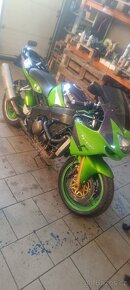 Kawasaki zx6r - 2