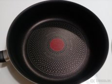 Pánev hluboká s poklicí TEFAL - průměr 24 cm - 2