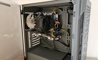 Herní PC (10-core Xeon E5-2630 v4, 16 GB RAM, RX 570 4 GB) - 2