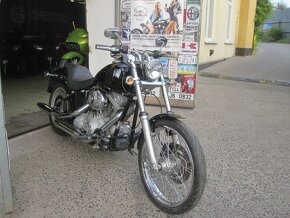 Harley Davidson Softail Standard - 2