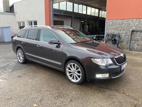 Škoda superb 2 combi 2.0 tdi Dsg - 2