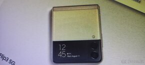 Samsung Z flip 3 - 2