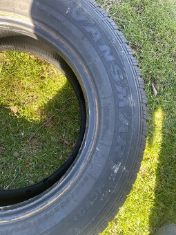 235/65R16C - 2