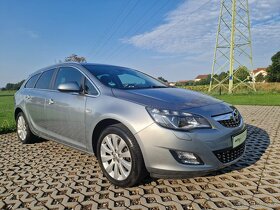 Opel Astra, 1.4 Turbo 88 kW Innovation, xenony, málo KM - 2