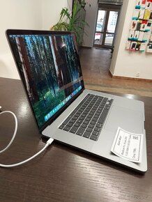 MacBook Pro 16" 2019 - 2