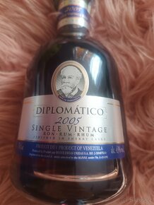 Diplomatico Single vintag s podpisem Blendera - 2