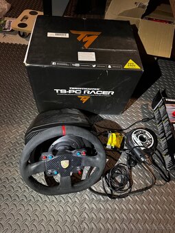 Thrustmaster ts pc racer s volantem ferrari + rucni brzda - 2