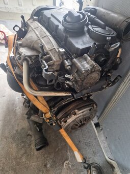 Motor bkp 2.0 103 kw tdi passat - 2