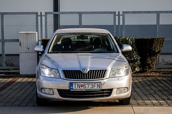 Škoda Octavia 1.6 TDI CR DPF - AJ NA SPÁTKY - 2