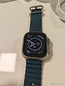 Apple Watch Ultra 49mm přírodní titan
a příslušenství - 2