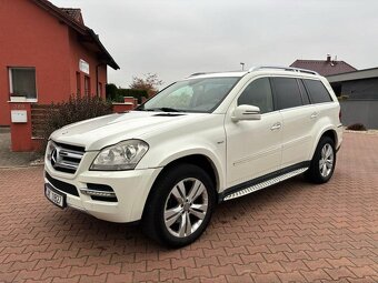 Mercedes-Benz GL 350CDi 4-Matic AMG 7-Míst - 2