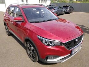 MG ZS EV 143ps Lux LED Navi Kůže AL17 Pano Carplay DPH 7/21 - 2