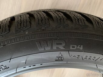 Zimní pneu 225/45/17, NOKIAN WR D4 - 2