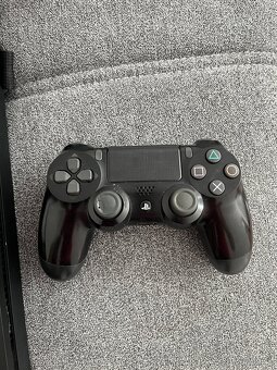 Sony playstation 4 slim 1TB + ovladač, taška - 2