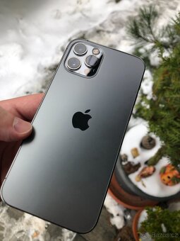 iPhone 12 PRO 256Gb v hezkém stavu, grafitový...TOP - 2